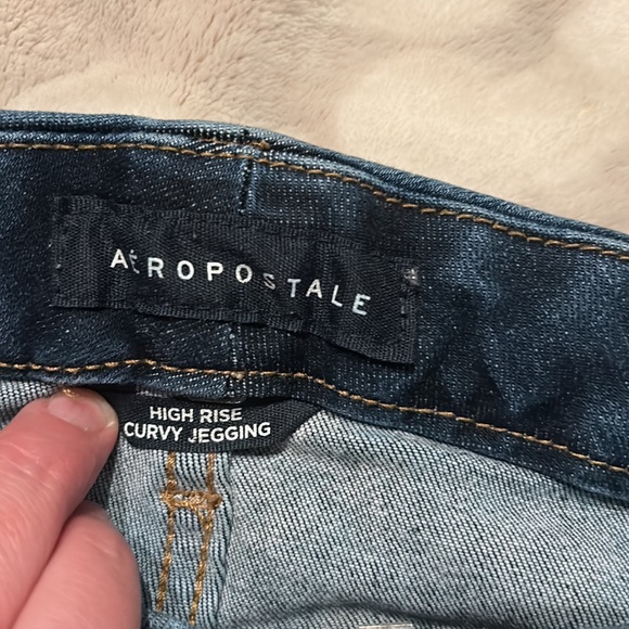 Aeropostale ripped jeans high rise curvy jegging size 4 - Picture 7 of 14